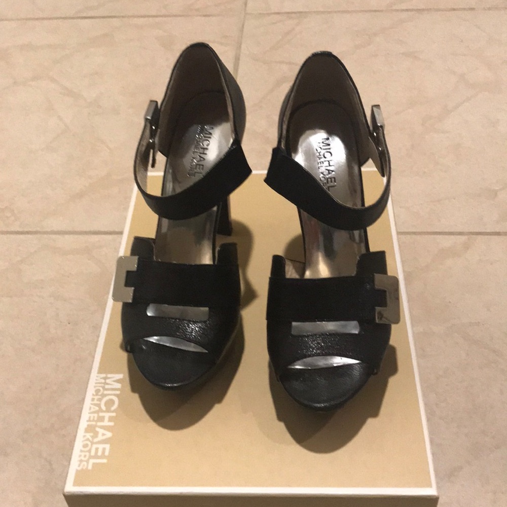 Michael kors black leather Beverly platform